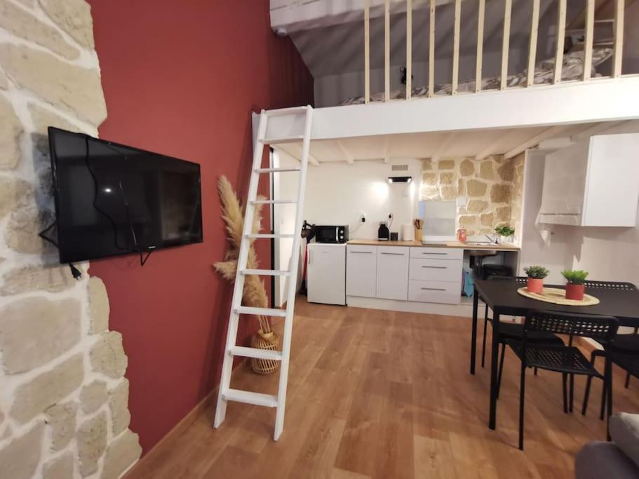Centre Ville Montpellier - Appartement Au Coeur De L'Ecusson Esterno foto