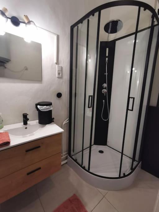 Centre Ville Montpellier - Appartement Au Coeur De L'Ecusson Esterno foto