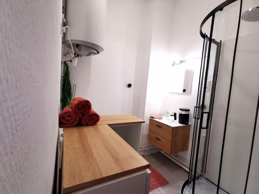 Centre Ville Montpellier - Appartement Au Coeur De L'Ecusson Esterno foto