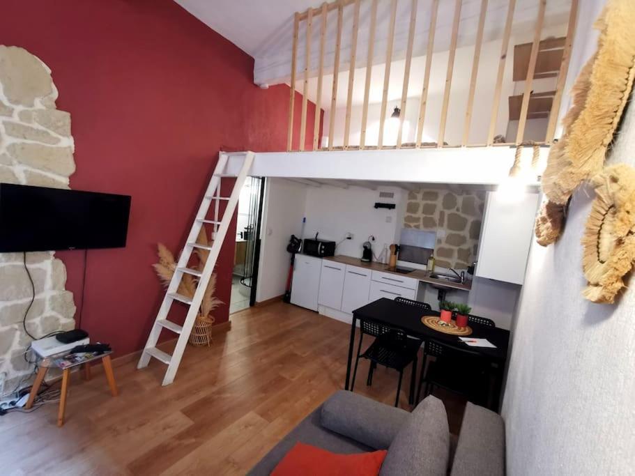 Centre Ville Montpellier - Appartement Au Coeur De L'Ecusson Esterno foto